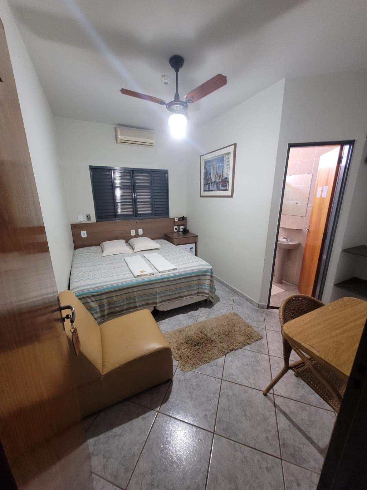 Hotel Graunas Sao Carlos  Luaran gambar